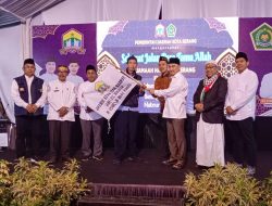 Wagub Banten A Dimyati Natakusumah Lepas Keberangkatan Jamaah Haji Kloter JKG 23 Tahun 1446 H Kota Serang
