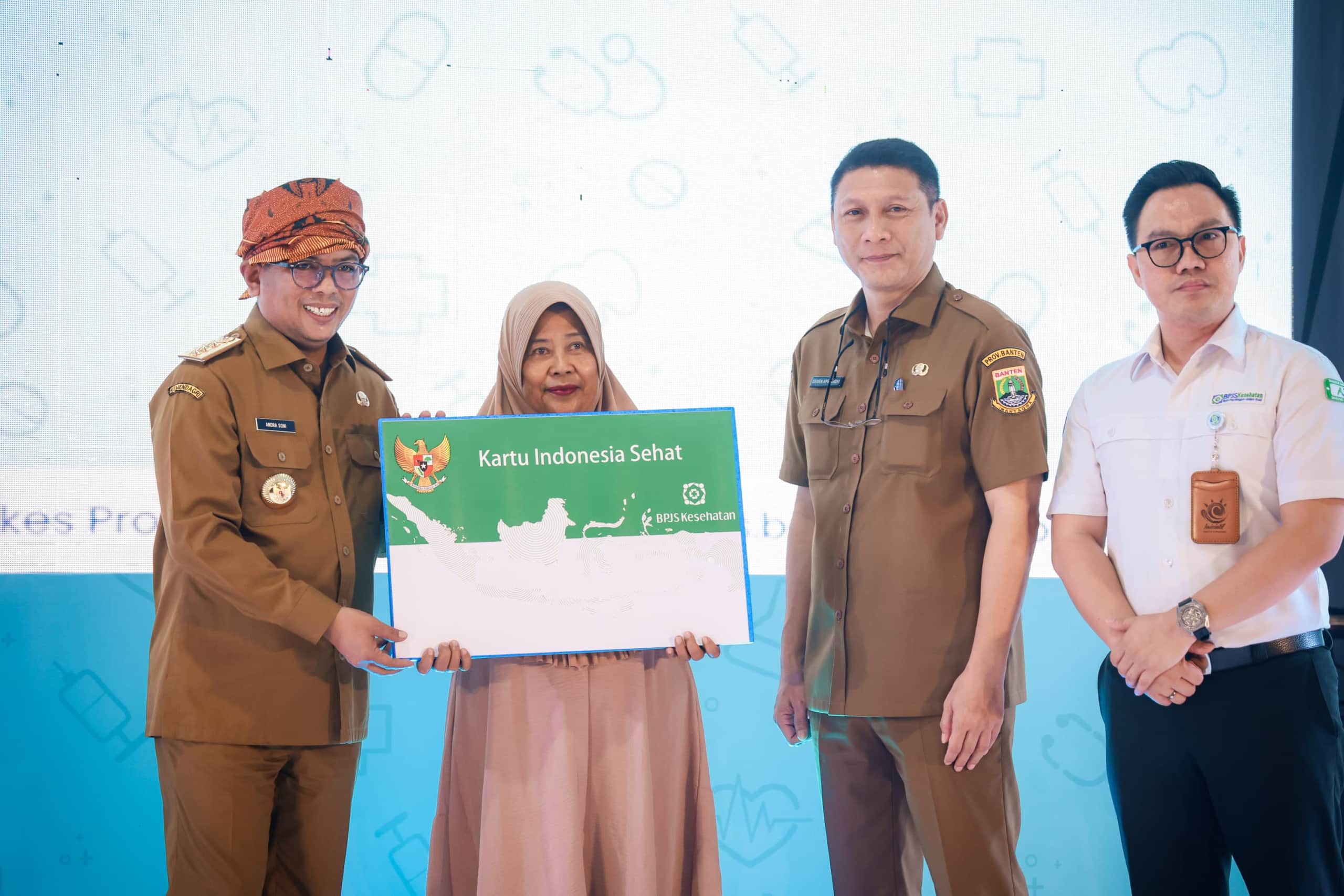 Program Sekolah Gratis Andra–Dimyati Sekolah Swasta Wajib Jalin Kerja Sama Tiga Tahun