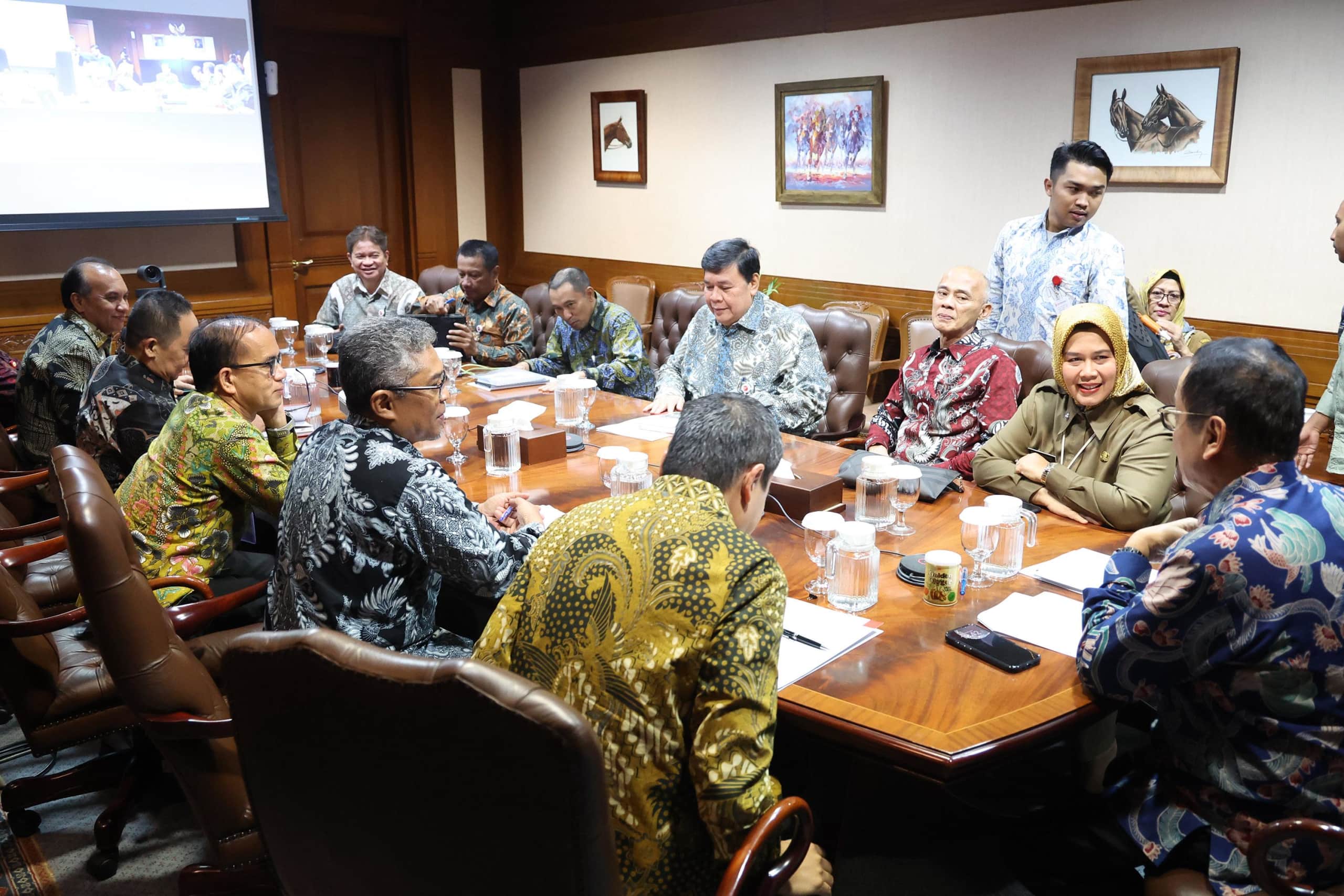 Pemprov Banten Komitmen Perkuat Bank Banten