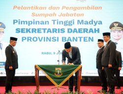 Gubernur Banten Andra Soni Lantik Deden Apriandhi H Sebagai Sekda Provinsi Banten