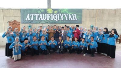 Tengok Program Sekolah Gratis SMK Swasta di Serang, Gubernur Banten Andra Soni Pastikan Tidak Ada Pungutan