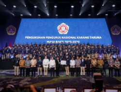 Gubernur Andra Soni Hadiri Pengukuhan Pengurus Nasional Karang Taruna