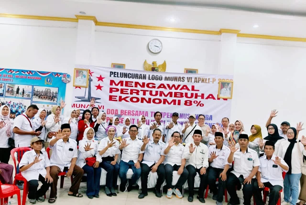 Dicoblos Bambu Runcing Logo MUNAS VI APKLI-P Diluncurkan, Dorong Pertumbuhan Ekonomi 8% dan Penguatan UMKM Nasional